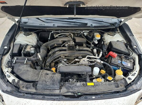 JF2GTAMC7K8270123 2019 SUBARU CROSSTREK White უკანა სალონის ხედი
