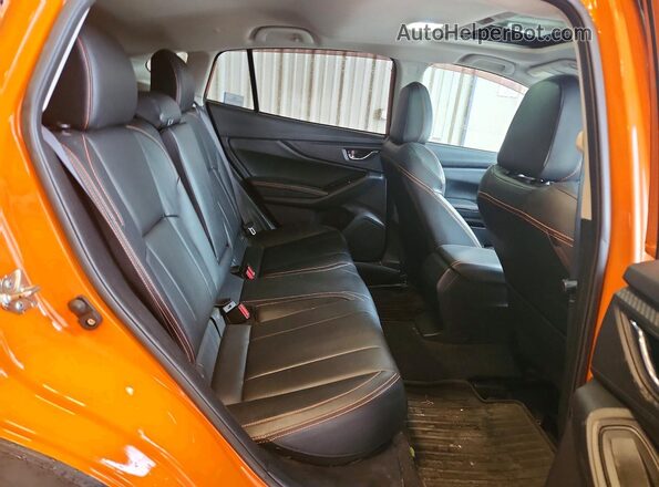 JF2GTAMC9J8332040 2018 SUBARU CROSSTREK Orange Rear seats view