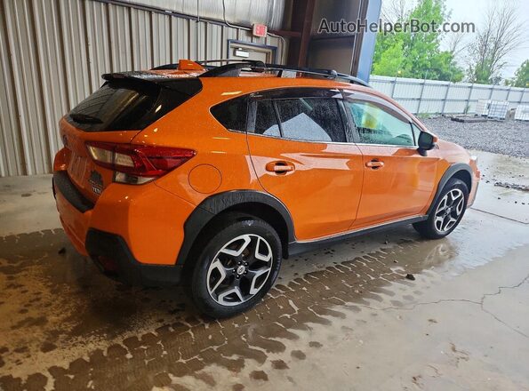 JF2GTAMC9J8332040 2018 SUBARU CROSSTREK Orange Rear right