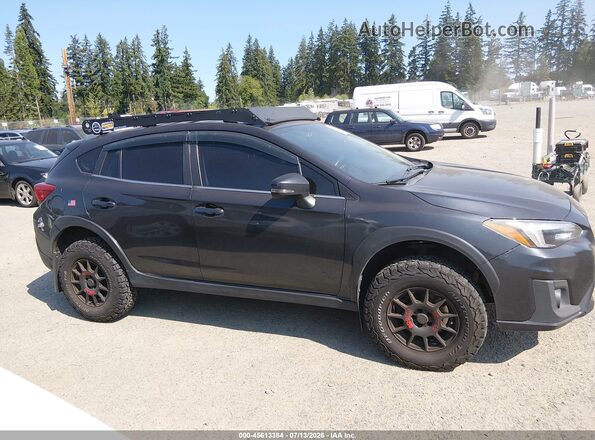 JF2GTANC0K8312386 2019 SUBARU CROSSTREK Gray Rear interior view