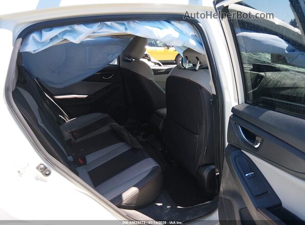 JF2GTANC2L8228748 2020 SUBARU CROSSTREK White Rear interior view