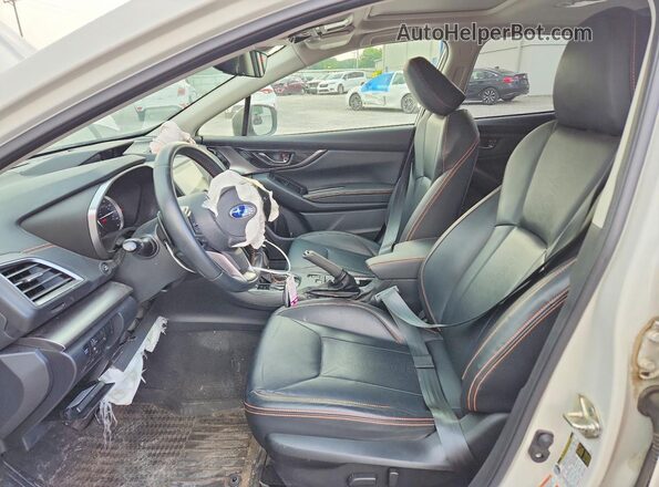 JF2GTANC3K8267864 2019 SUBARU CROSSTREK White წინა სალონის ხედი
