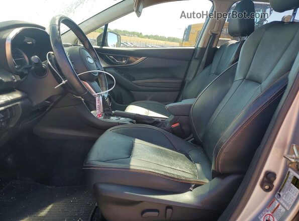 JF2GTANC5KH322279 2019 SUBARU CROSSTREK Silver Widok wnętrza z przodu
