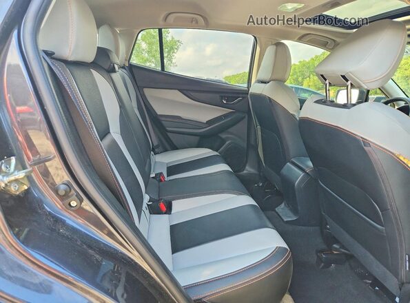 JF2GTANC9KH332247 2019 SUBARU CROSSTREK Gray უკანა სალონის ხედი