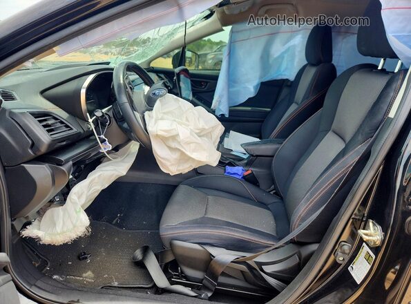 JF2GTAPC0M8207556 2021 SUBARU CROSSTREK Black Front interior view