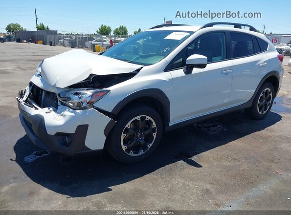 JF2GTAPC0M8657367 2021 SUBARU CROSSTREK White Առջևի ձախ երեք քառորդ տեսարան