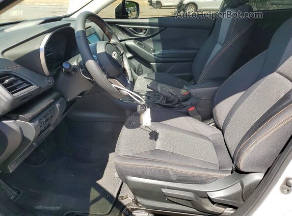 JF2GTAPC0N8266060 2022 SUBARU CROSSTREK White წინა სალონის ხედი