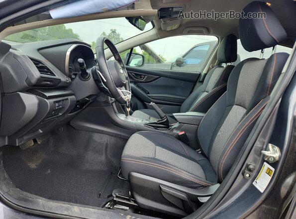 JF2GTAPC2M8231986 2021 SUBARU CROSSTREK Gray Front interior view