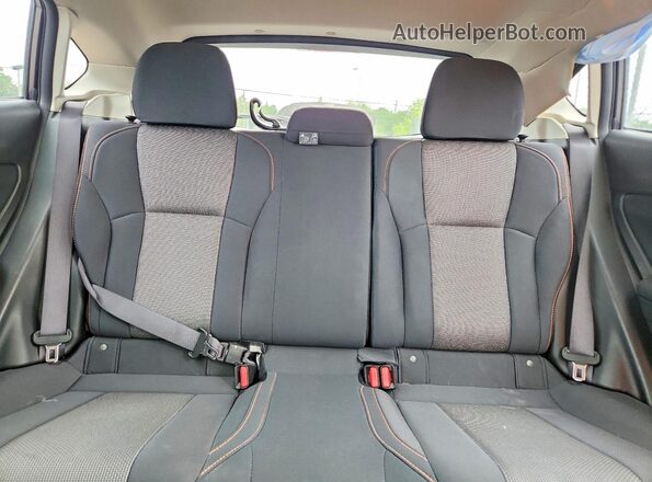 JF2GTAPC2M8231986 2021 SUBARU CROSSTREK Gray Rear seats view