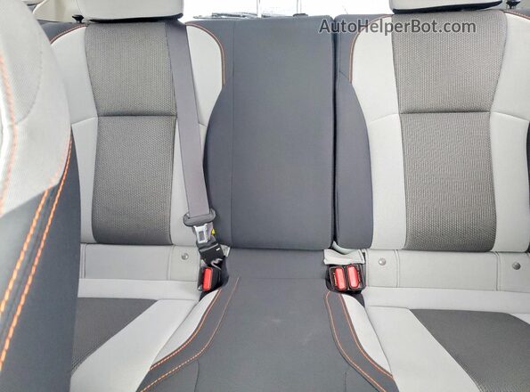 JF2GTAPC3P8211458 2023 SUBARU CROSSTREK White უკანა სავარძლების ხედი