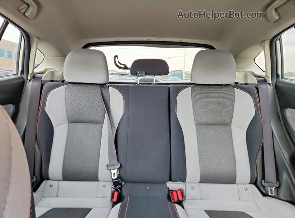 JF2GTAPC5M8668073 2021 SUBARU CROSSTREK White Widok tylnych siedzeń