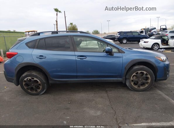 JF2GTAPC5MH304526 2021 SUBARU CROSSTREK Blue 360 interior view