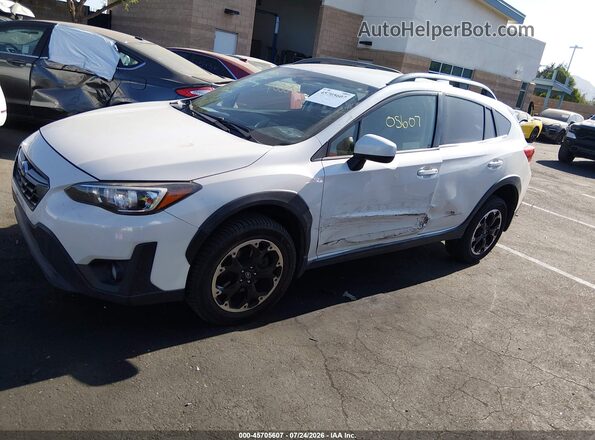 JF2GTAPC7M8299541 2021 SUBARU CROSSTREK White Вид спереду