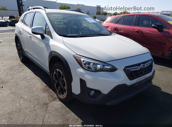 JF2GTAPC7M8299541 2021 SUBARU CROSSTREK White Вид задньої частини салону