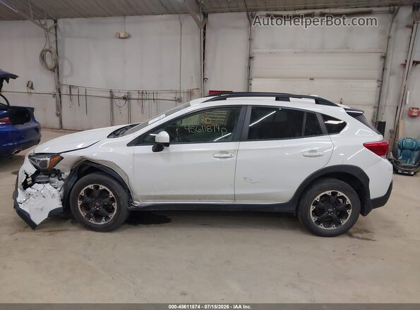 JF2GTAPC8M8316167 2021 SUBARU CROSSTREK White სალონის 360-გრადუსიანი ხედი