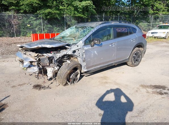 JF2GTAPCXM8335075 2021 SUBARU CROSSTREK Silver Vista tres cuartos delantera izquierda