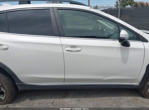 JF2GTHMC1M8234360 2021 SUBARU CROSSTREK White Rear interior view