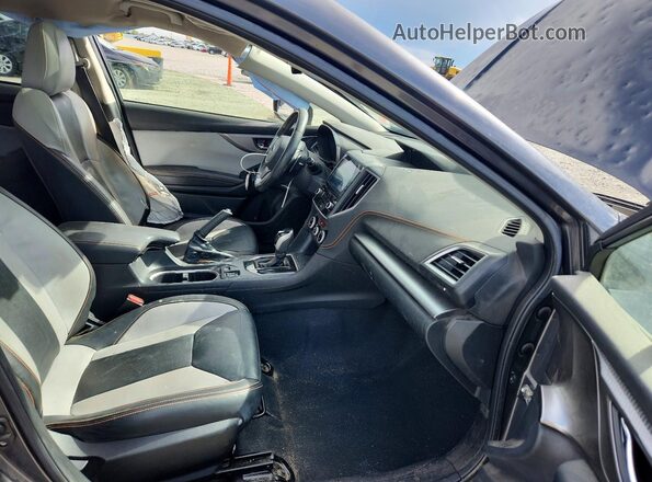 JF2GTHMC3M8246994 2021 SUBARU CROSSTREK Gray Front interior view