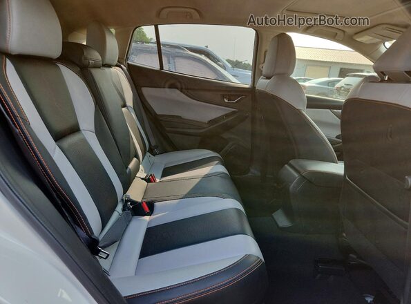 JF2GTHNC0NH239744 2022 SUBARU CROSSTREK Белый Вид задней части салона