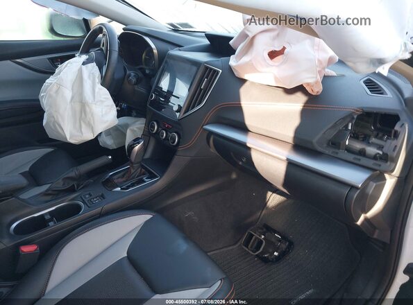 JF2GTHNC5PH248331 2023 SUBARU CROSSTREK White Вид салону спереду