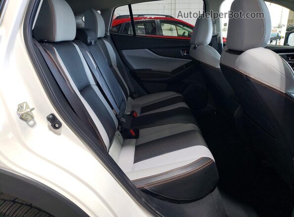 JF2GTHNC6MH240041 2021 SUBARU CROSSTREK Белый Вид задних сидений