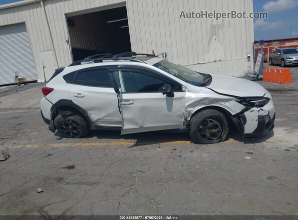 JF2GTHSC0NH283179 2022 SUBARU CROSSTREK White Rear interior view