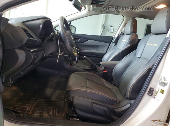 JF2GTHSC2MH297244 2021 SUBARU CROSSTREK White Front interior view