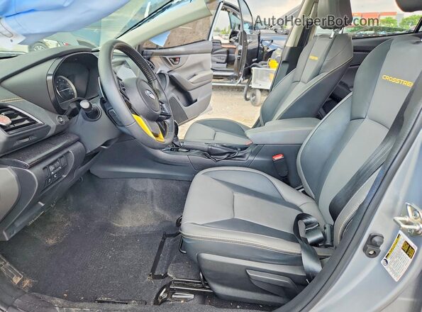 JF2GTHSC3PH242306 2023 SUBARU CROSSTREK Gray Widok wnętrza z przodu