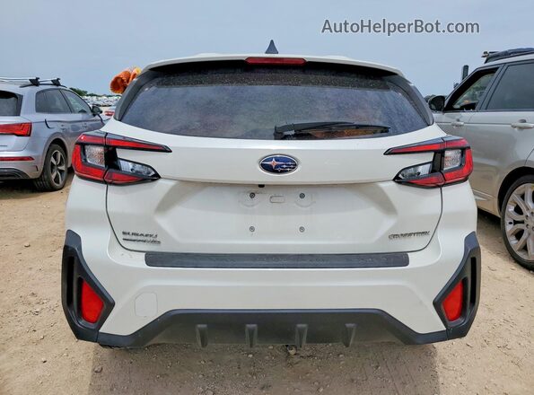JF2GUABC2R8253272 2024 SUBARU CROSSTREK White Հետևի տեսք