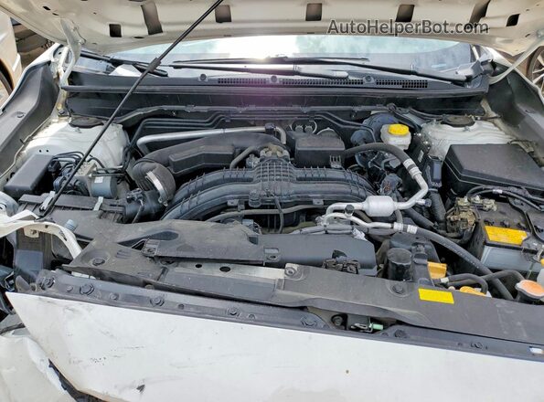 JF2GUABC2R8253272 2024 SUBARU CROSSTREK White Սալոնի հետևի տեսք