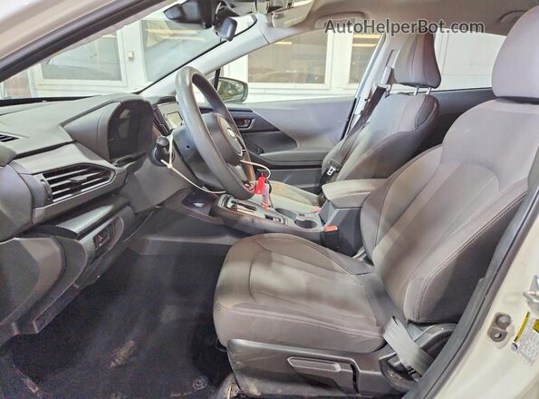 JF2GUABC8R8331165 2024 SUBARU CROSSTREK White წინა სალონის ხედი