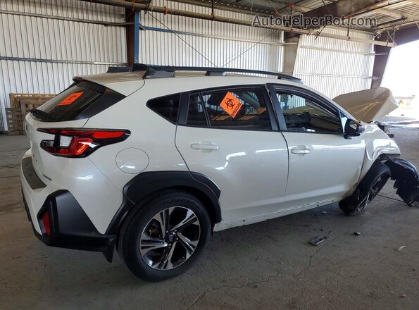 JF2GUADC2R8305562 2024 SUBARU CROSSTREK White Задня права чверть
