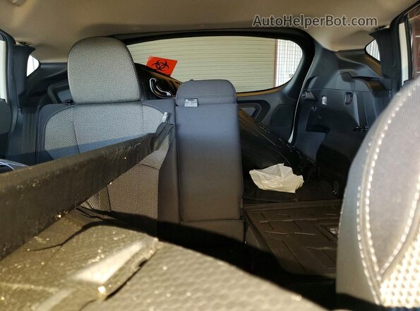 JF2GUADC2R8305562 2024 SUBARU CROSSTREK White Вид задніх сидінь
