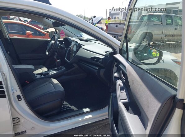 JF2GUADC2R8875707 2024 SUBARU CROSSTREK White Front interior view