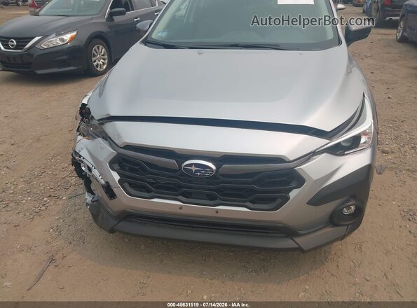 JF2GUADC3R8238714 2024 SUBARU CROSSTREK Silver Vista trasera