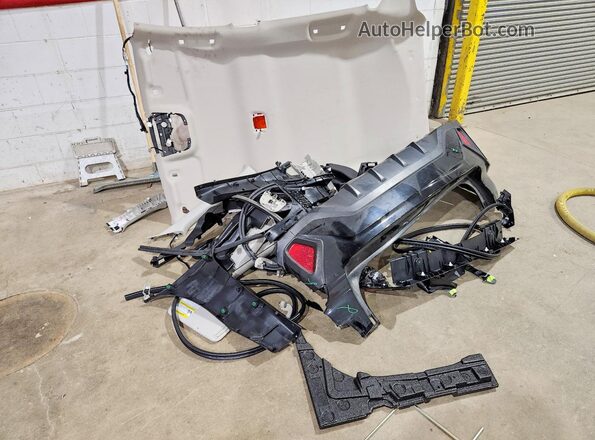 JF2GUADC4R8346453 2024 SUBARU CROSSTREK Black Вид підкапотного простору