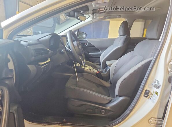 JF2GUHDC2S8280421 2025 SUBARU CROSSTREK White წინა სალონის ხედი
