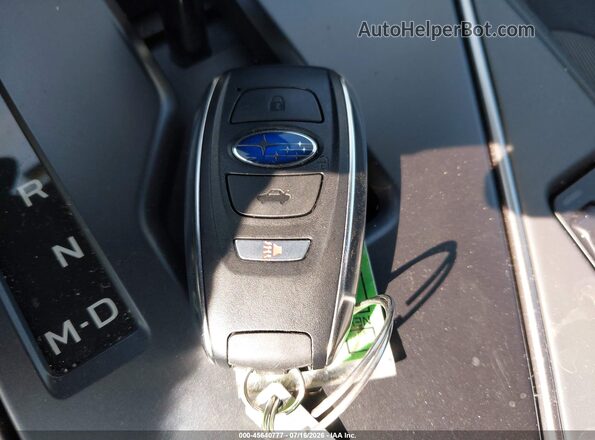 JF2GUHDC4S8264205 2025 SUBARU CROSSTREK White Widok deski rozdzielczej