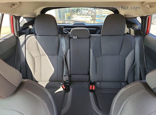 JF2GUHDC5SH208418 2025 SUBARU CROSSTREK Red უკანა სავარძლების ხედი