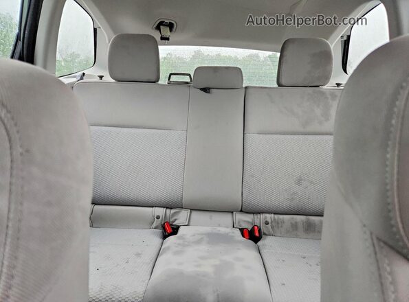 JF2SJAAC7GH473234 2016 SUBARU FORESTER Green Rear seats view
