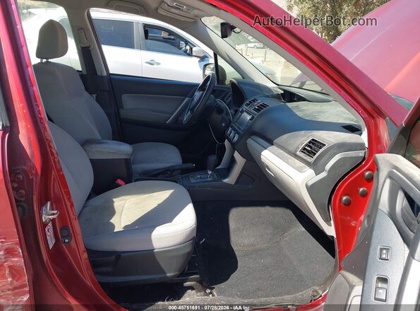 JF2SJAAC7JH557237 2018 SUBARU FORESTER Red Вид салону спереду