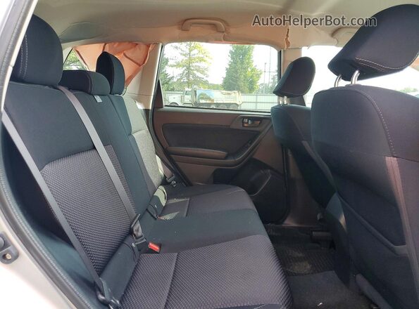 JF2SJABC0JH463294 2018 SUBARU FORESTER Серебряный Вид задней части салона