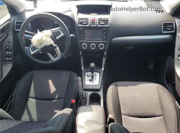 JF2SJABC0JH463294 2018 SUBARU FORESTER Серебряный Вид панели приборов