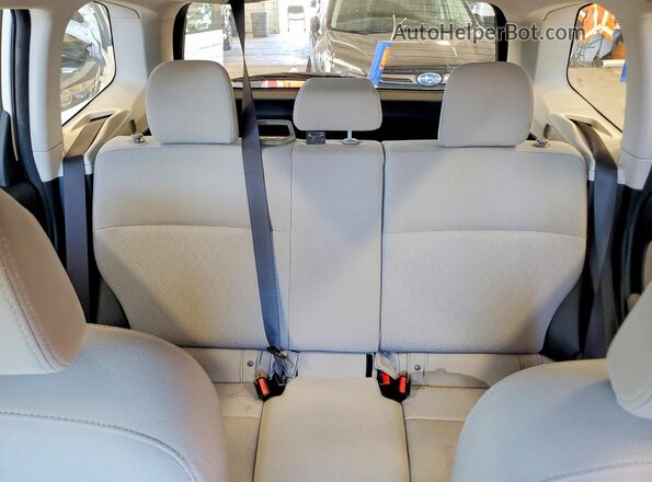 JF2SJABC1GH422911 2016 SUBARU FORESTER White Vista de los asientos traseros