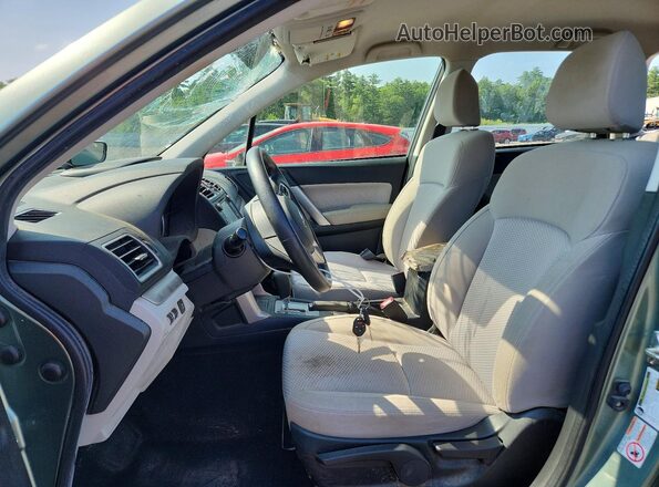 JF2SJABC3HH541982 2017 SUBARU FORESTER Green Вид салону спереду