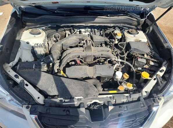 JF2SJABC5JH401583 2018 SUBARU FORESTER White Vista interior trasera