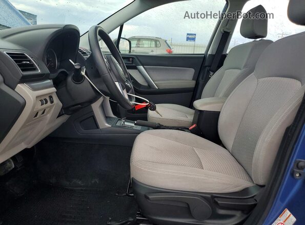 JF2SJABC5JH477143 2018 SUBARU FORESTER Blue Front interior view