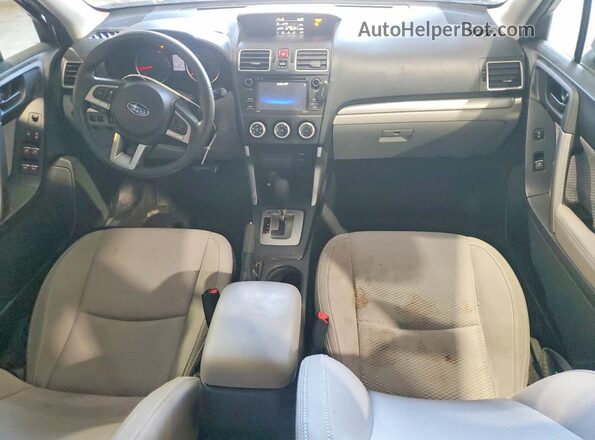 JF2SJABC6HH596085 2017 SUBARU FORESTER Red Vista del salpicadero