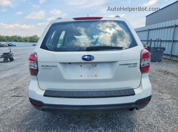 JF2SJABC8GH403840 2016 SUBARU FORESTER White Вид ззаду