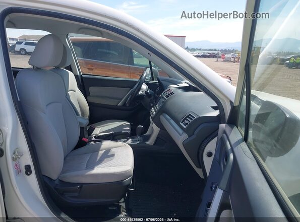 JF2SJABC8HH517967 2017 SUBARU FORESTER White Widok wnętrza z przodu